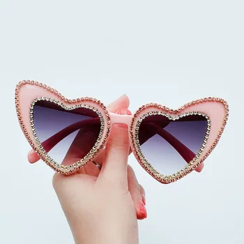 Personalitate roz piersica inima de diamant ochelari de soare femei 2021 nouă tendință în formă de inimă ochelari moda diamant ochelari de soare femei UV400